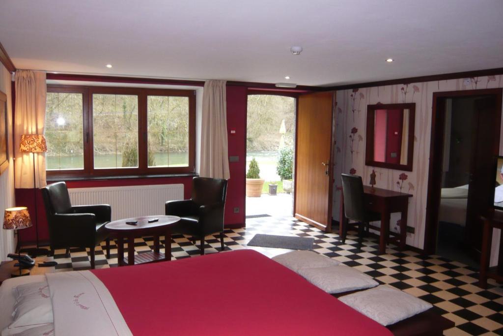 Hotel/Restaurant A La Ferme Ferrieres ห้อง รูปภาพ
